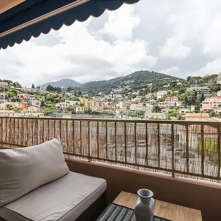 Apartment Beautiful Near Monaco